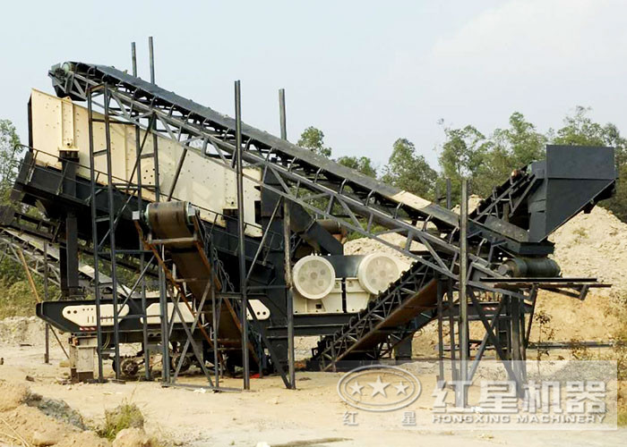 大型移动式柴油粉煤机作业现场